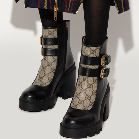 Gucci GG supreme leather block heel lug sole ankle boots with crystal buckles - Picture 5 of 9